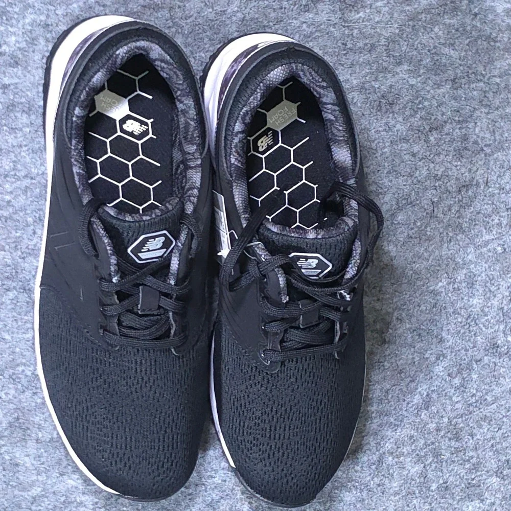 New Balance Women's Black and White Athletic/Golf Sneakers